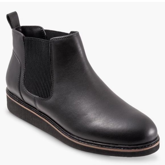 Softwalk Wildwood Black Leather Chelsea Boot - Picture 1 of 7